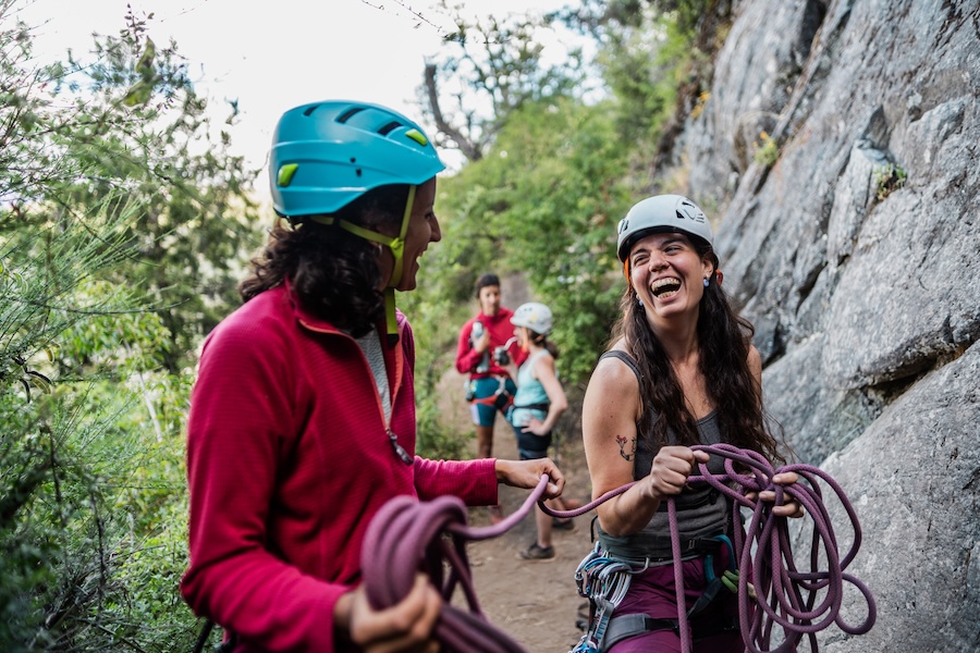 how to keep your mouth safe while skiing and hiking